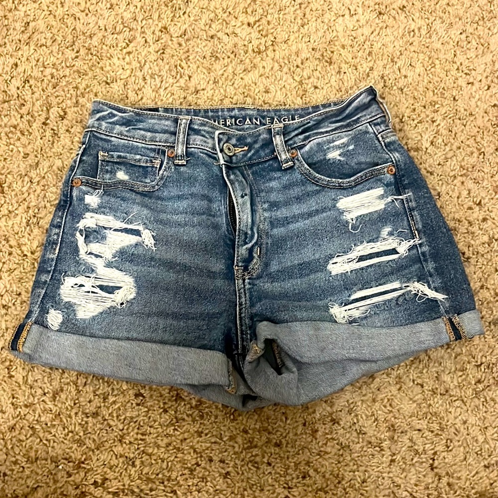 American eagle shorts!